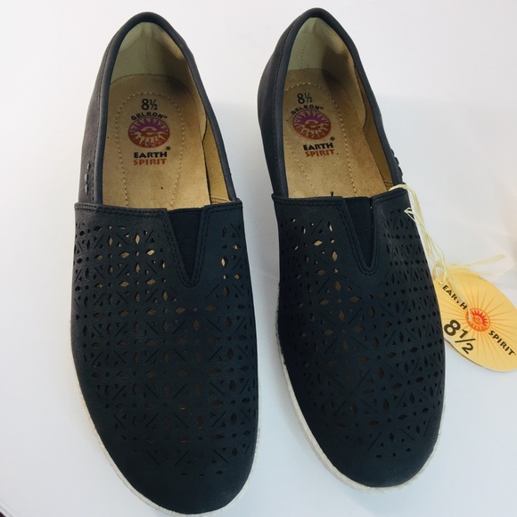 Earth Spirit Shoes Nwt Black Loafers By Earth Spirit